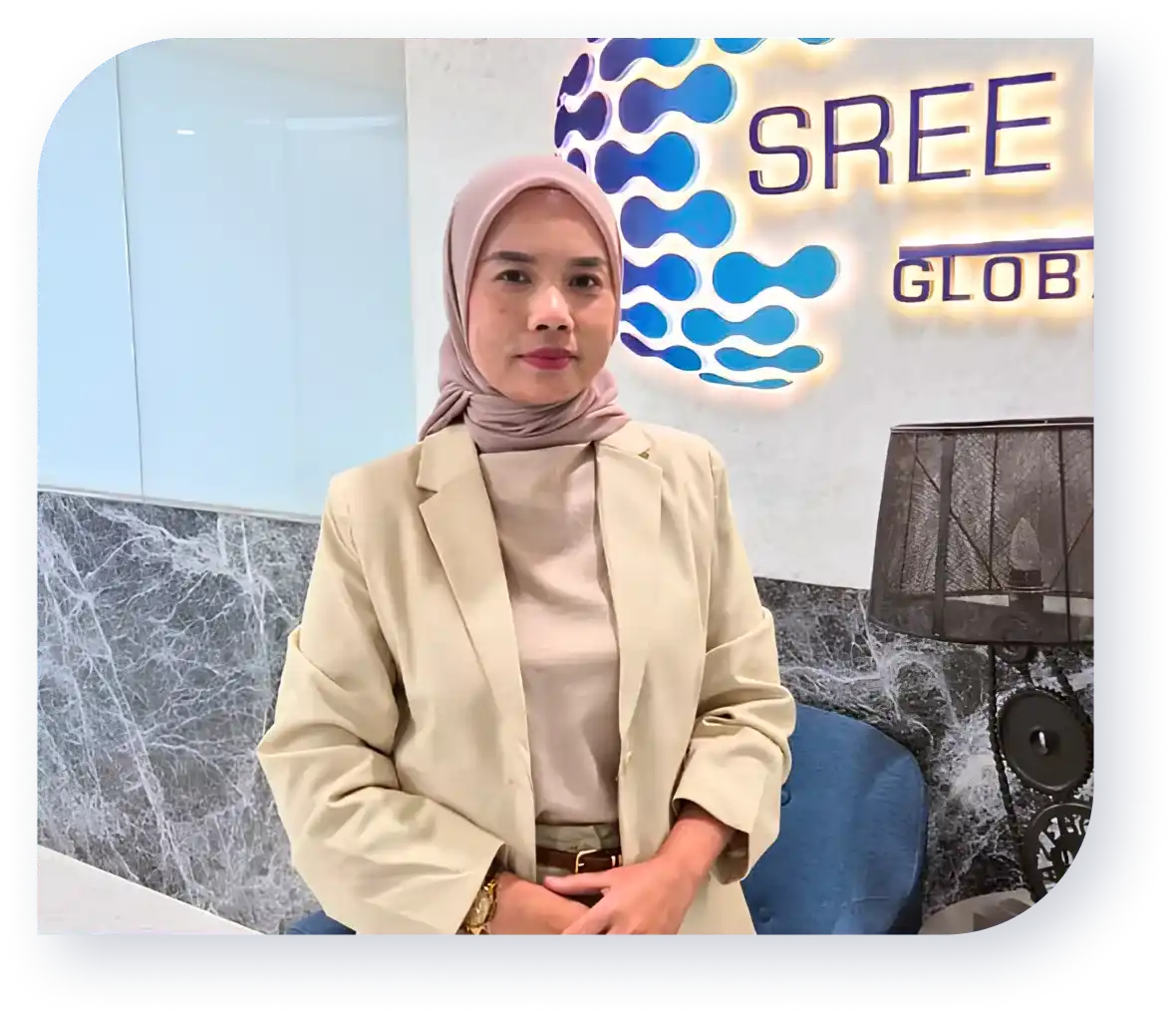 Indri Nurbaeti, Employee of the Year 2025